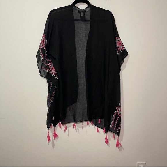 Bebe Women’s Black Embroidered Kimono Cardigan Tassel Trim One Size Boho Chic - Picture 7 of 7